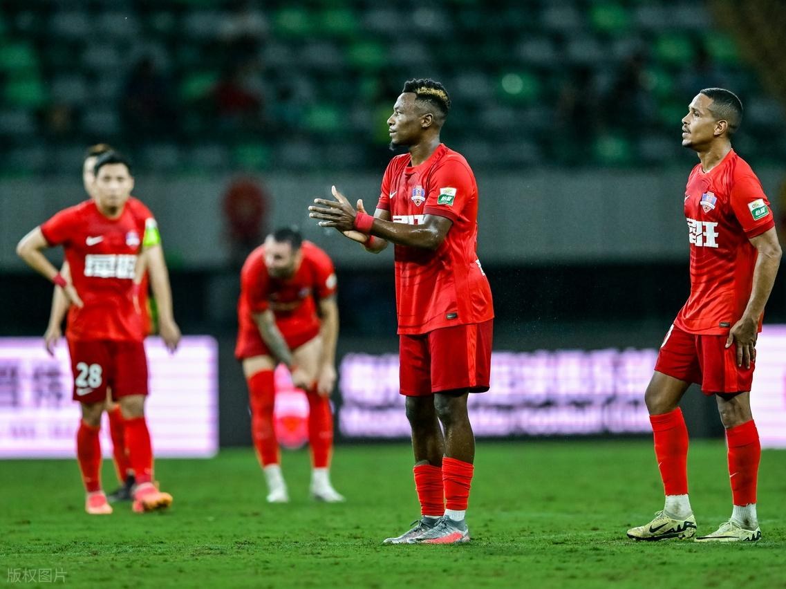 赛地聚焦：中超清晨热度飙升，国际米兰造点机会，底气十足，赛程密集仍需轮换(001意超杯国际米兰vs亚特兰大)-英雄联盟盘口